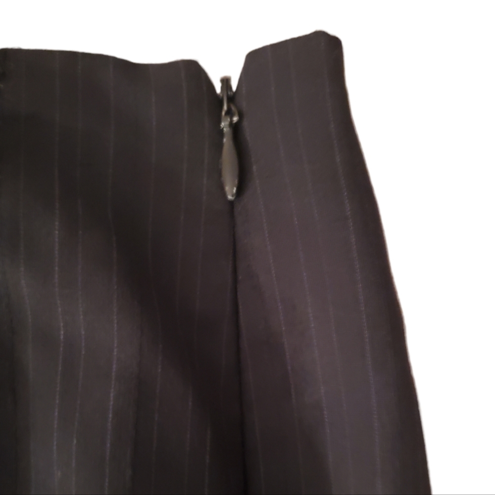 ANN TAYLOR BLACK PIN STRIPED PLEATED A-LINE SKIRT - Picture 2 of 4